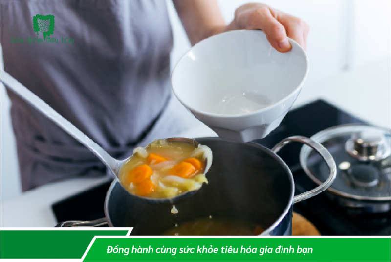 ĐẦY HƠI CHƯỚNG BỤNG NHỮNG NGÀY ĐÈN ĐỎ