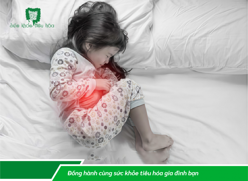 MẸ ĐỪNG NÊN CHỦ QUAN KHI CON BỊ TÁO BÓN